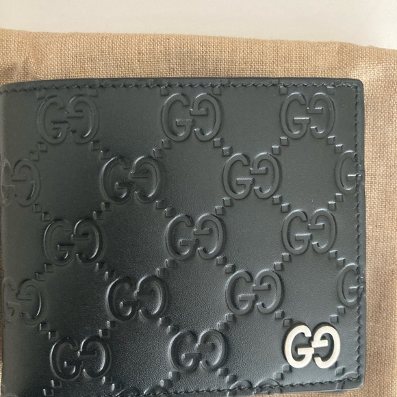 New in box Gucci men or unisex Signature wallet - Picture 5 of 16